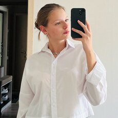 Фотография девушки Алёна, 18 лет из г. Челябинск