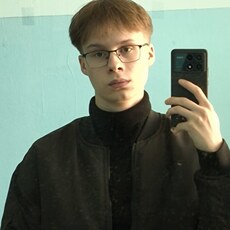 Фотография мужчины Глеб, 18 лет из г. Ханты-Мансийск