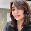 Акмарал, 32 года