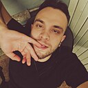 Макс, 24 года