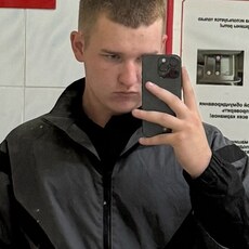 Фотография мужчины Влад, 19 лет из г. Уссурийск