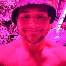 Фотография мужчины Сережа, 21 год из г. Ростов-на-Дону