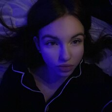 Фотография девушки Ирина, 18 лет из г. Аша