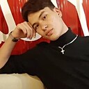 Роман, 25 лет