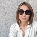 Лаззат, 50 лет