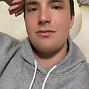 Максим, 21 год