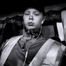 Фотография девушки Полина Ломова, 19 лет из г. Владивосток