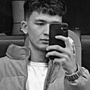 Алишер, 20 лет