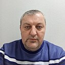 Макс, 42 года