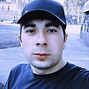 Гусейнов, 27 лет