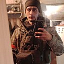 Максим, 24 года