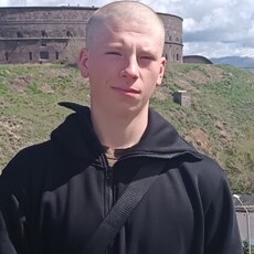 Фотография мужчины Влад, 19 лет из г. Гюмри