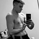 Артем, 23 года