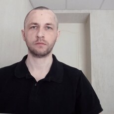 Фотография мужчины Арсений, 33 года из г. Саратов