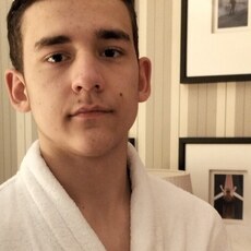 Фотография мужчины Виктор, 18 лет из г. Москва