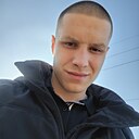 Денис, 22 года