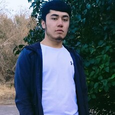Фотография мужчины Шахром, 23 года из г. Санкт-Петербург