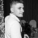 Максим, 25 лет