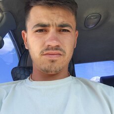 Фотография мужчины Руслан, 23 года из г. Ростов-на-Дону