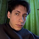 Артём, 21 год