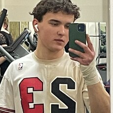 Фотография мужчины Максим, 18 лет из г. Минеральные Воды