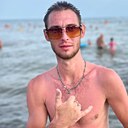 Роман, 24 года