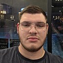 Валера, 22 года