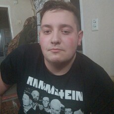 Фотография мужчины Антон, 21 год из г. Шахты