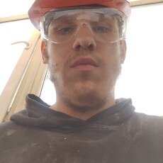 Фотография мужчины Кирилл, 21 год из г. Минск