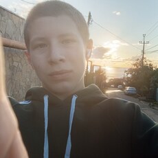 Фотография мужчины Лаврентий, 18 лет из г. Шаркан