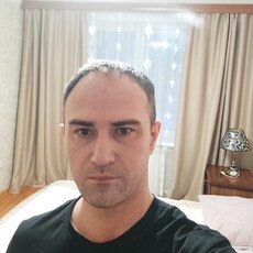 Фотография мужчины Саша, 37 лет из г. Южно-Сахалинск