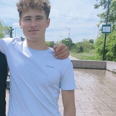 Фотография мужчины Илья, 18 лет из г. Минусинск