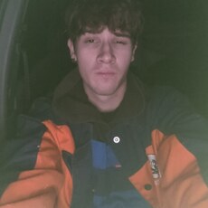 Фотография мужчины Михаил, 19 лет из г. Санкт-Петербург