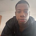 Максимилиен, 22 года