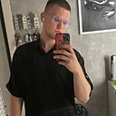 Роман, 22 года