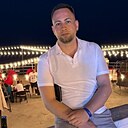 Илья, 33 года