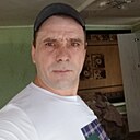 Лёва, 44 года