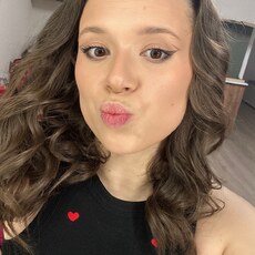 Фотография девушки Алина, 19 лет из г. Екатеринбург