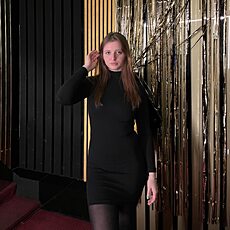 Фотография девушки Dina, 18 лет из г. Прага