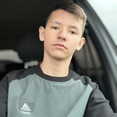 Фотография мужчины Матвей, 18 лет из г. Каменск-Уральский