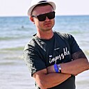 Олег, 33 года