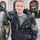 Макс, 44 года