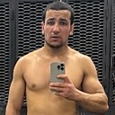 Элбек, 23 года