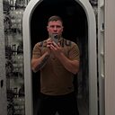 Макс, 33 года