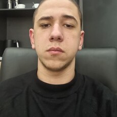 Фотография мужчины Данил, 19 лет из г. Иваново