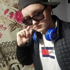 Фотография мужчины Рустам, 18 лет из г. Старая Русса