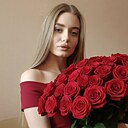 Victoria, 24 года