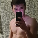 Саша, 23 года