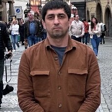 Arti, 37 из г. Берлин.