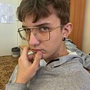 Артем, 22 года